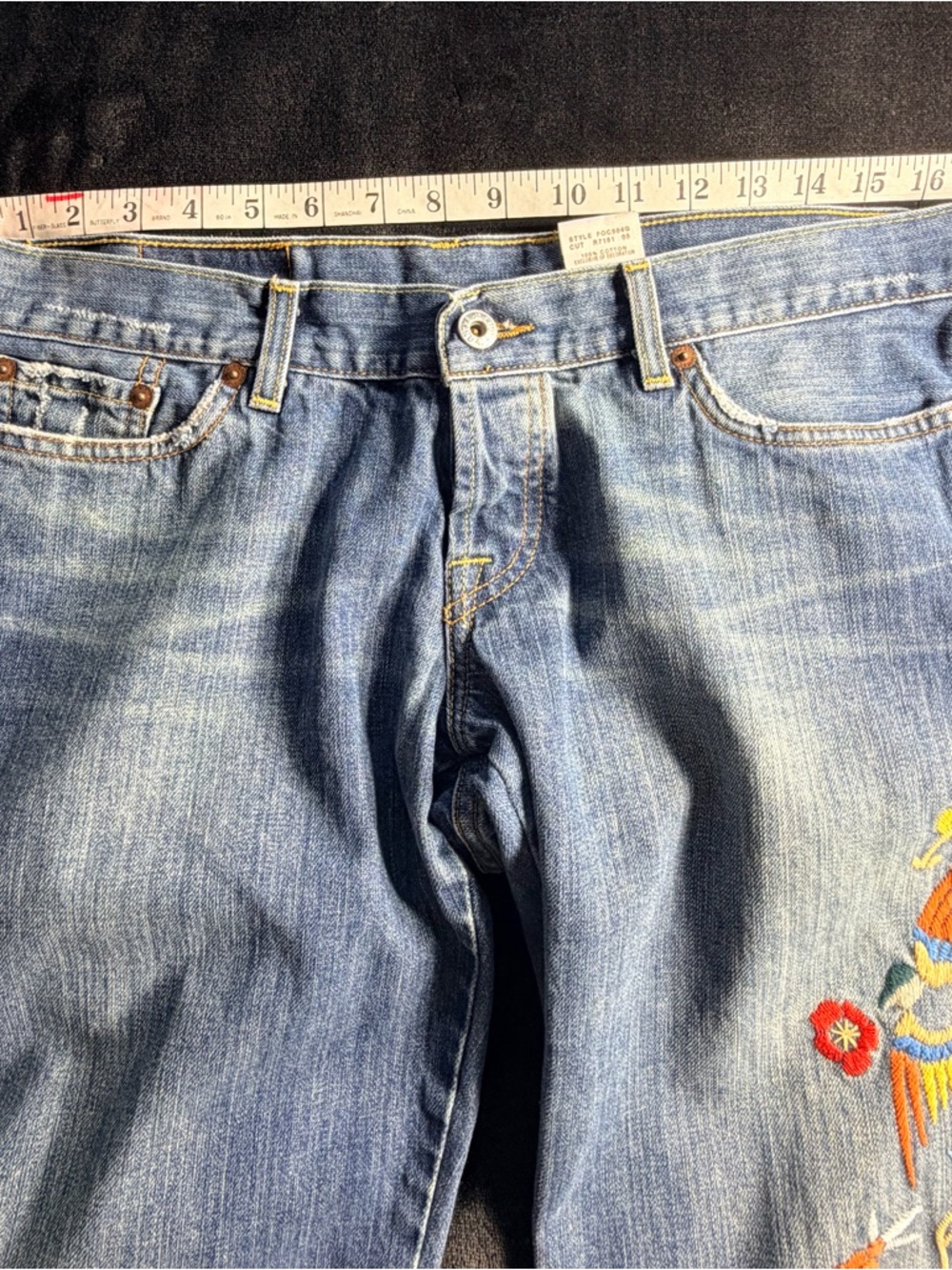 Lucky Brand Embroidered Floral Flare Jeans - Size 12/31 EUC - Picture 7 of 14